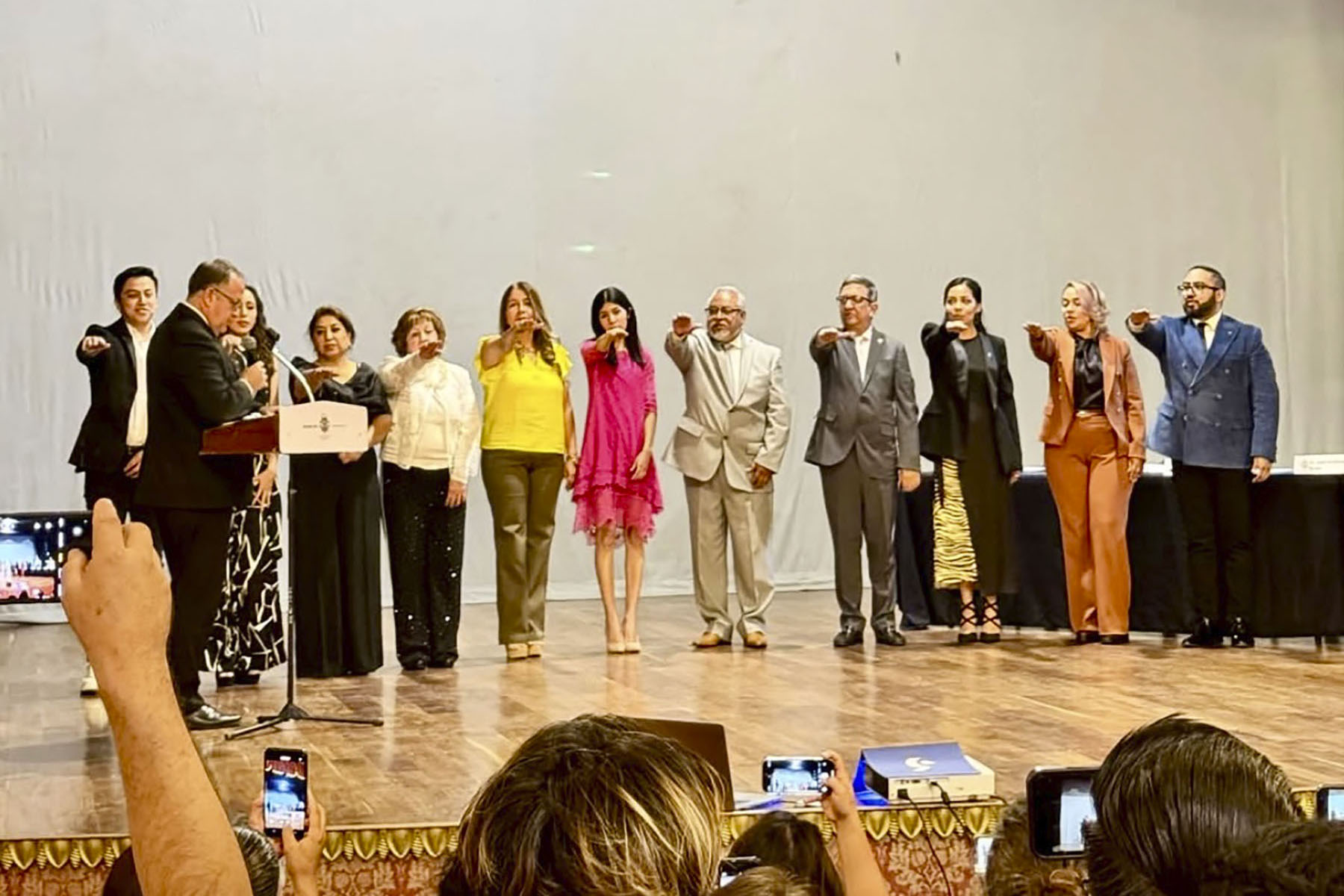 5 / 6 - Talento Anáhuac que Deja Huella: Estudiante Gana Concurso Estatal de Diseño 5 / 6 - Talento Anáhuac que Deja Huella: Estudiante Gana Concurso Estatal de Diseño