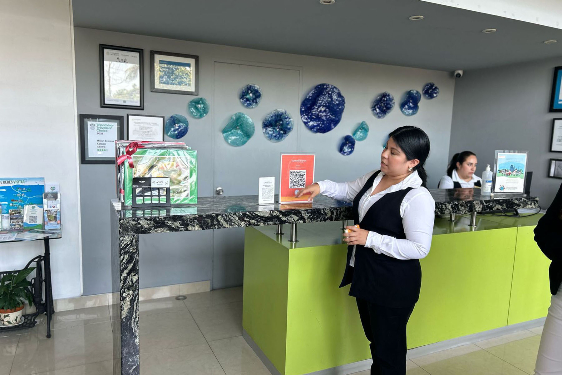4 / 4 - Una Experiencia Práctica para los Estudiantes de Turismo Internacional 4 / 4 - Una Experiencia Práctica para los Estudiantes de Turismo Internacional