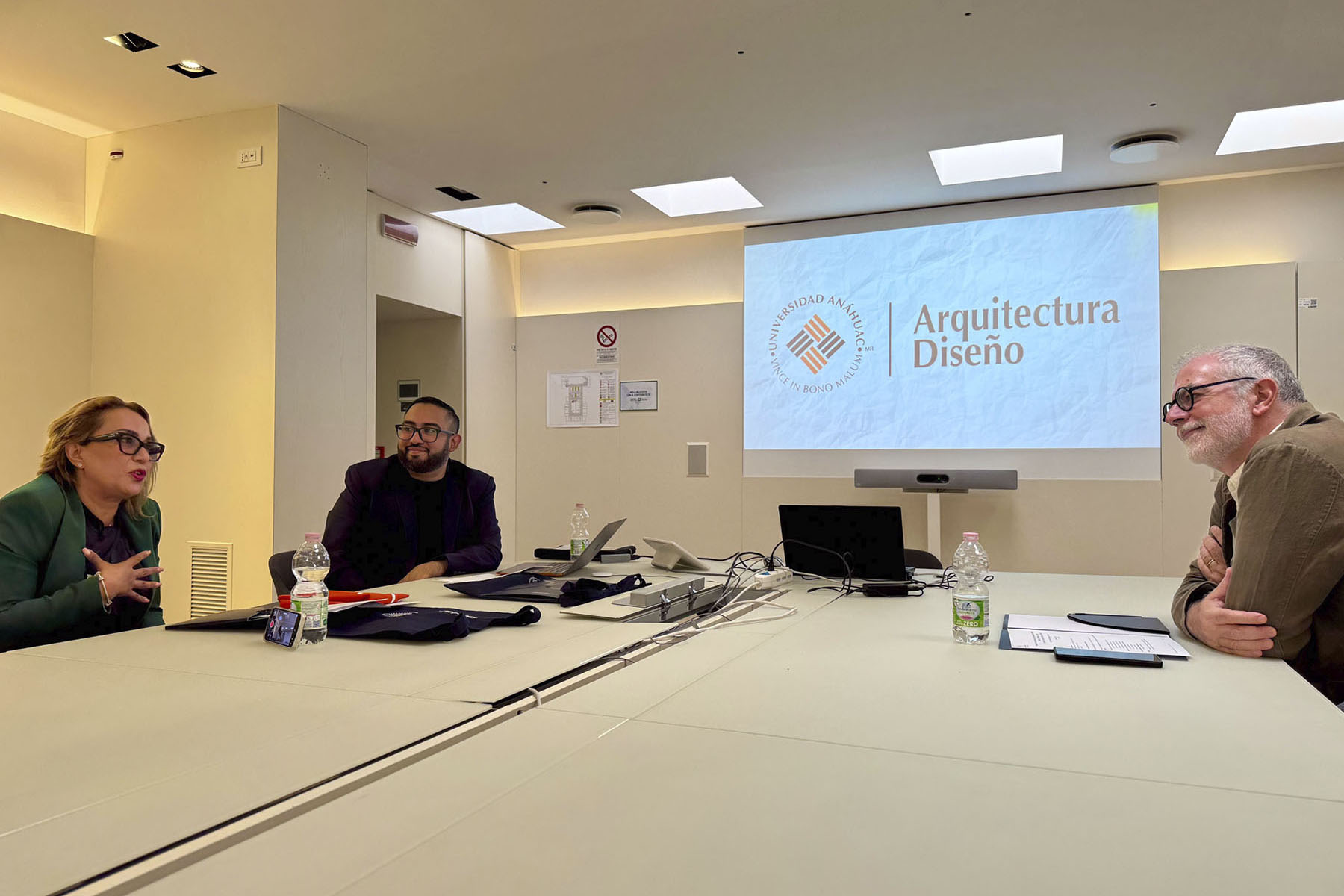 1 / 15 - La Escuela de Arquitectura Visita el Politécnico de Milán 1 / 15 - La Escuela de Arquitectura Visita el Politécnico de Milán
