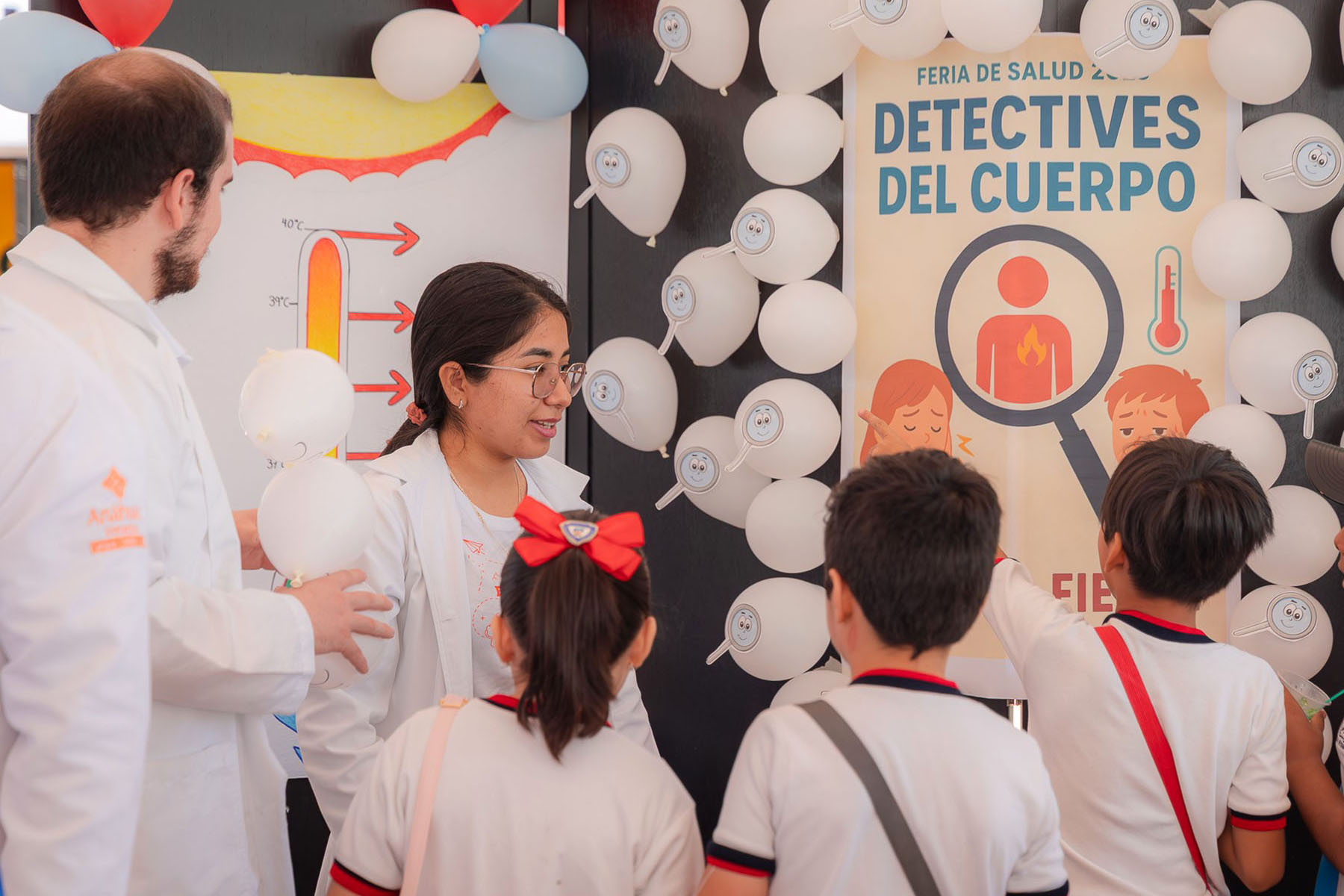 3 / 16 - La Escuela de Medicina Celebró la 3.ª Feria Binacional: Cuidando mi Salud Desde 3 / 16 - La Escuela de Medicina Celebró la 3.ª Feria Binacional: Cuidando mi Salud Desde