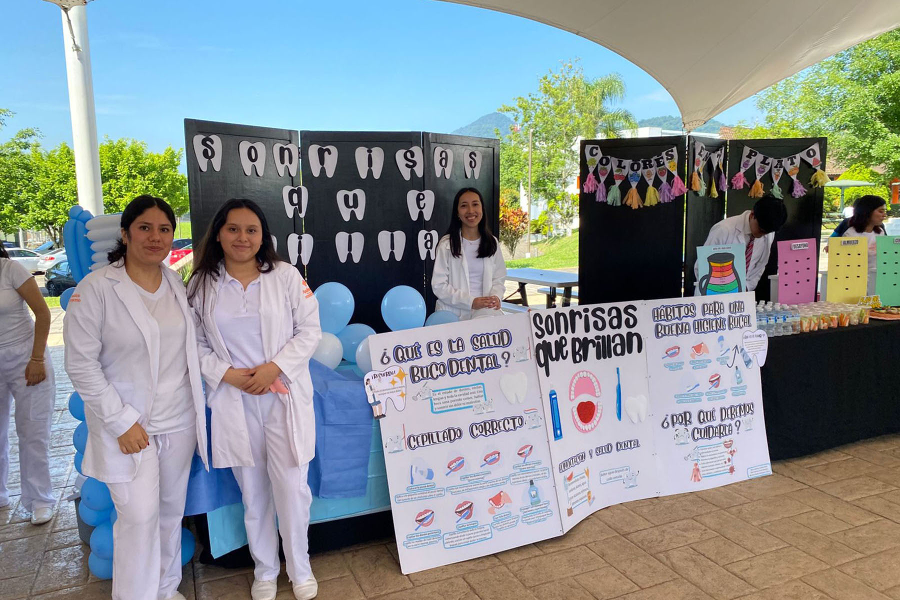 9 / 16 - La Escuela de Medicina Celebró la 3.ª Feria Binacional: Cuidando mi Salud Desde 9 / 16 - La Escuela de Medicina Celebró la 3.ª Feria Binacional: Cuidando mi Salud Desde