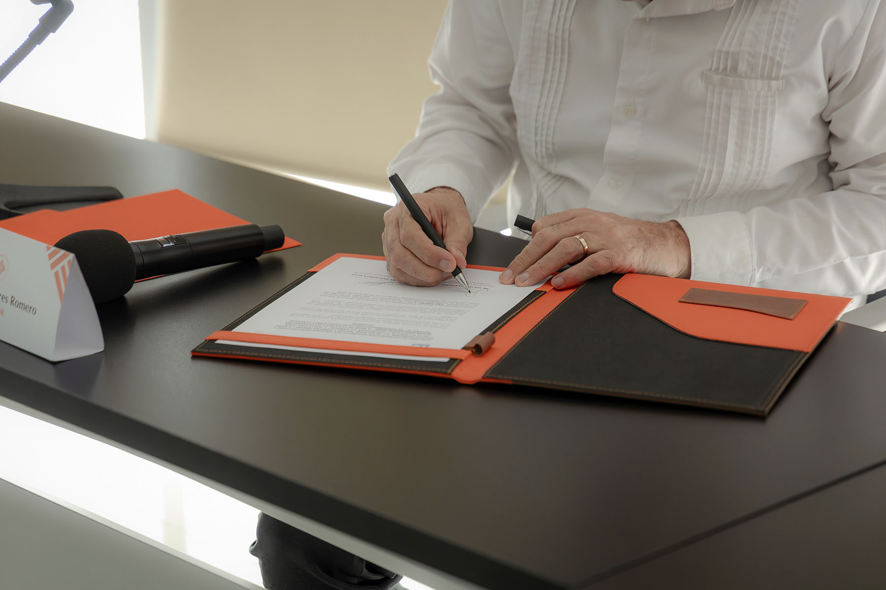 6 / 16 - Firma de Convenio de Colaboración con la Notaría 16 de Córdoba