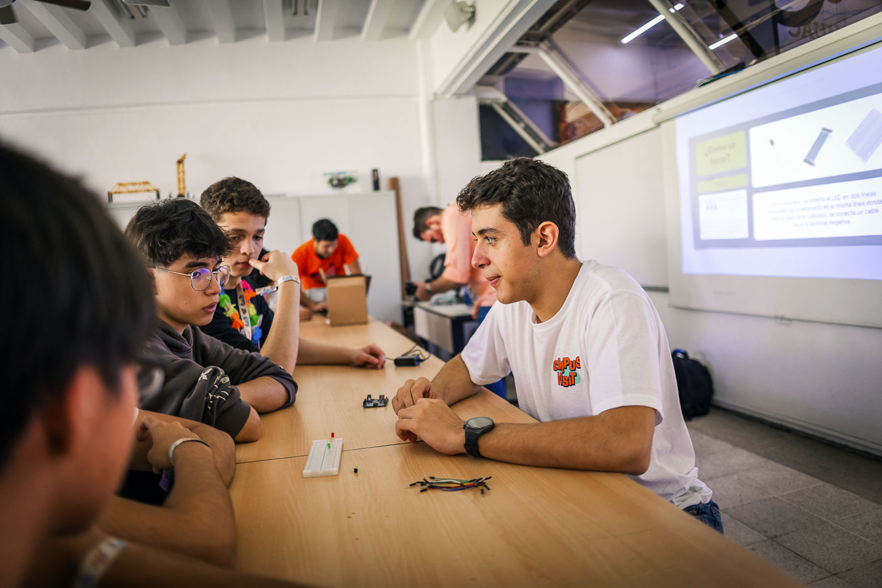 110 / 180 - Campus Visit 2025: Galería 110 / 180 - Campus Visit 2025: Galería