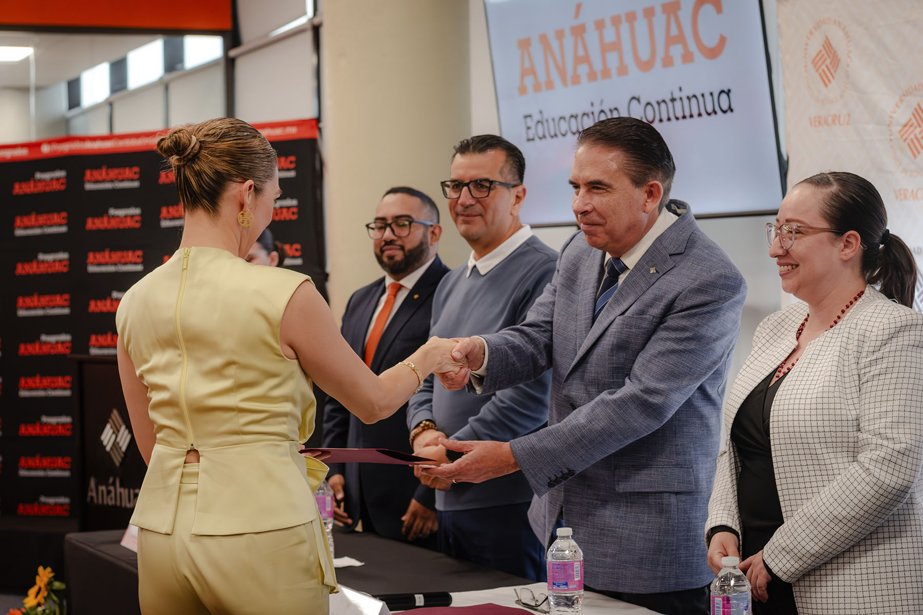 29 / 76 - Ceremonia de Clausura de Diplomados 29 / 76 - Ceremonia de Clausura de Diplomados