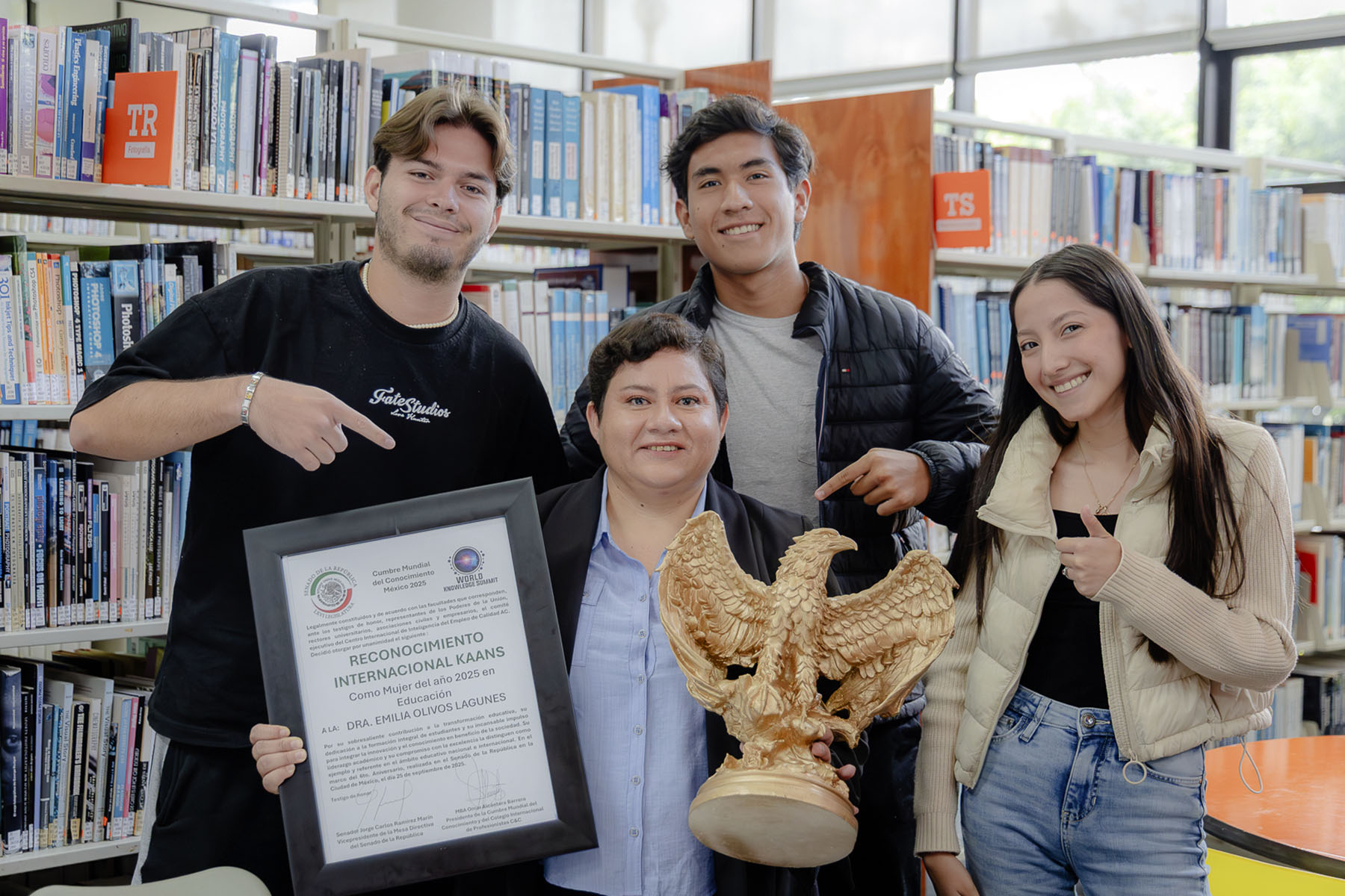 8 / 12 - Docente de Ingeniería Recibe Reconocimiento Internacional por su Trayectoria de 8 / 12 - Docente de Ingeniería Recibe Reconocimiento Internacional por su Trayectoria de