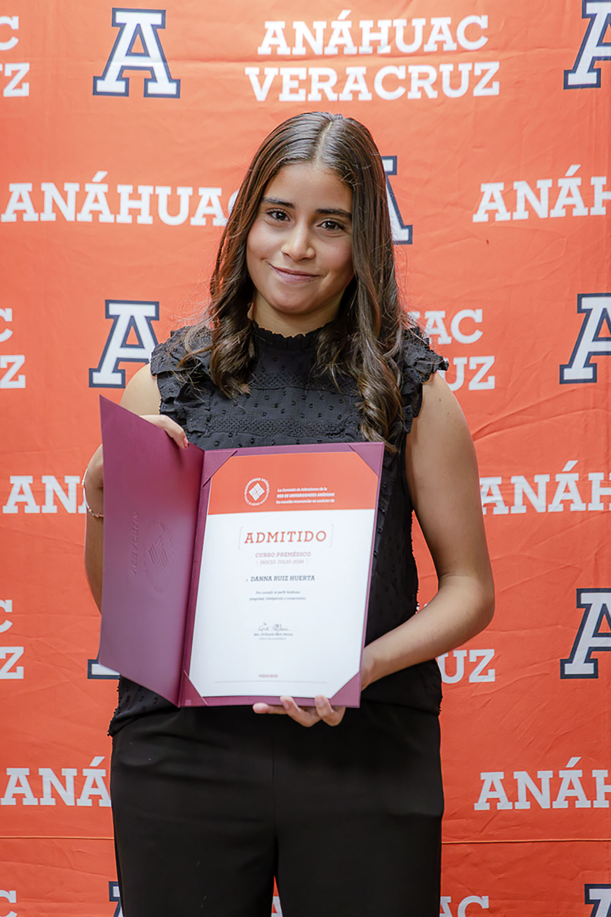 37 / 96 - Entrega de Cartas de Admisión: Galería 37 / 96 - Entrega de Cartas de Admisión: Galería