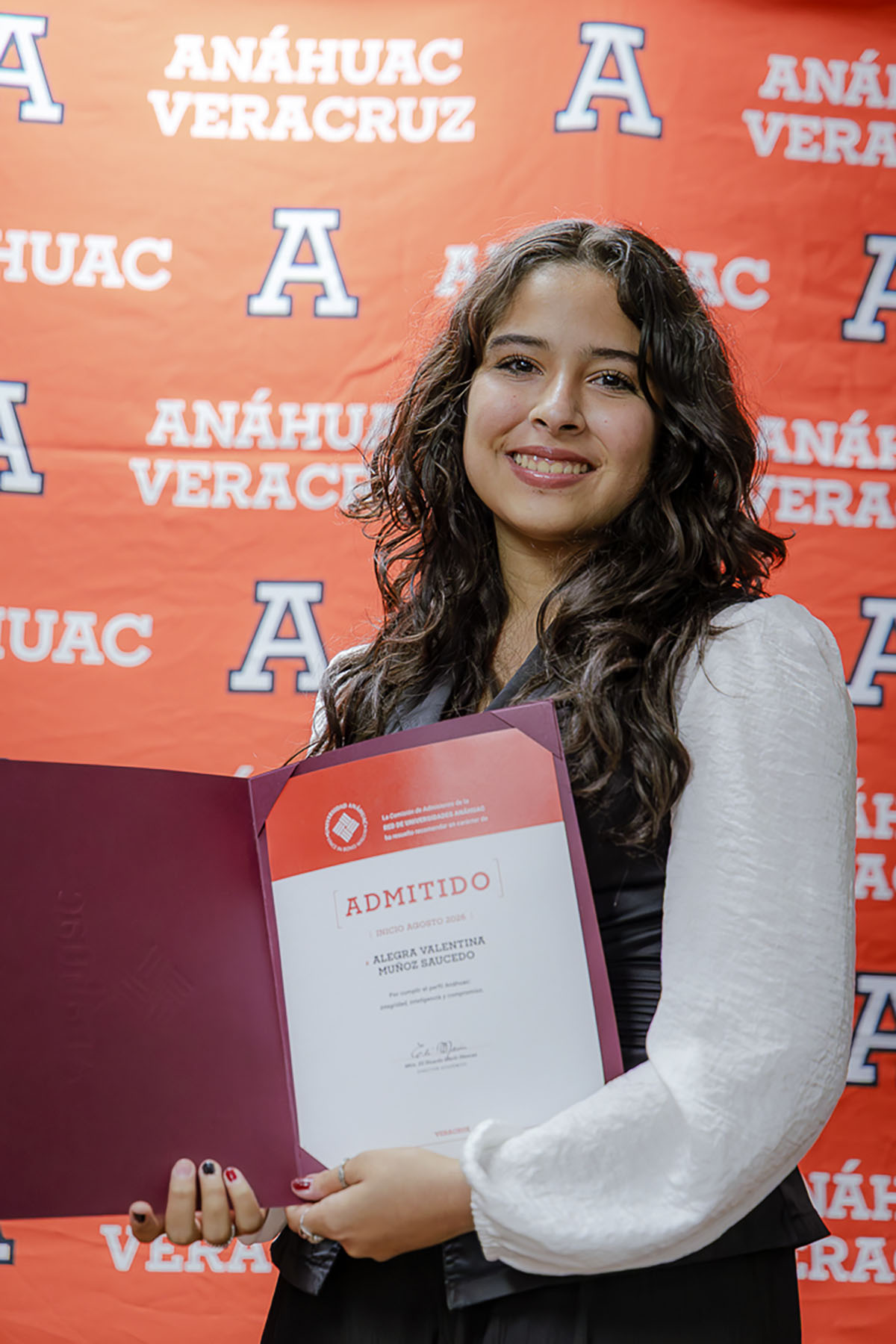 65 / 96 - Entrega de Cartas de Admisión: Galería 65 / 96 - Entrega de Cartas de Admisión: Galería