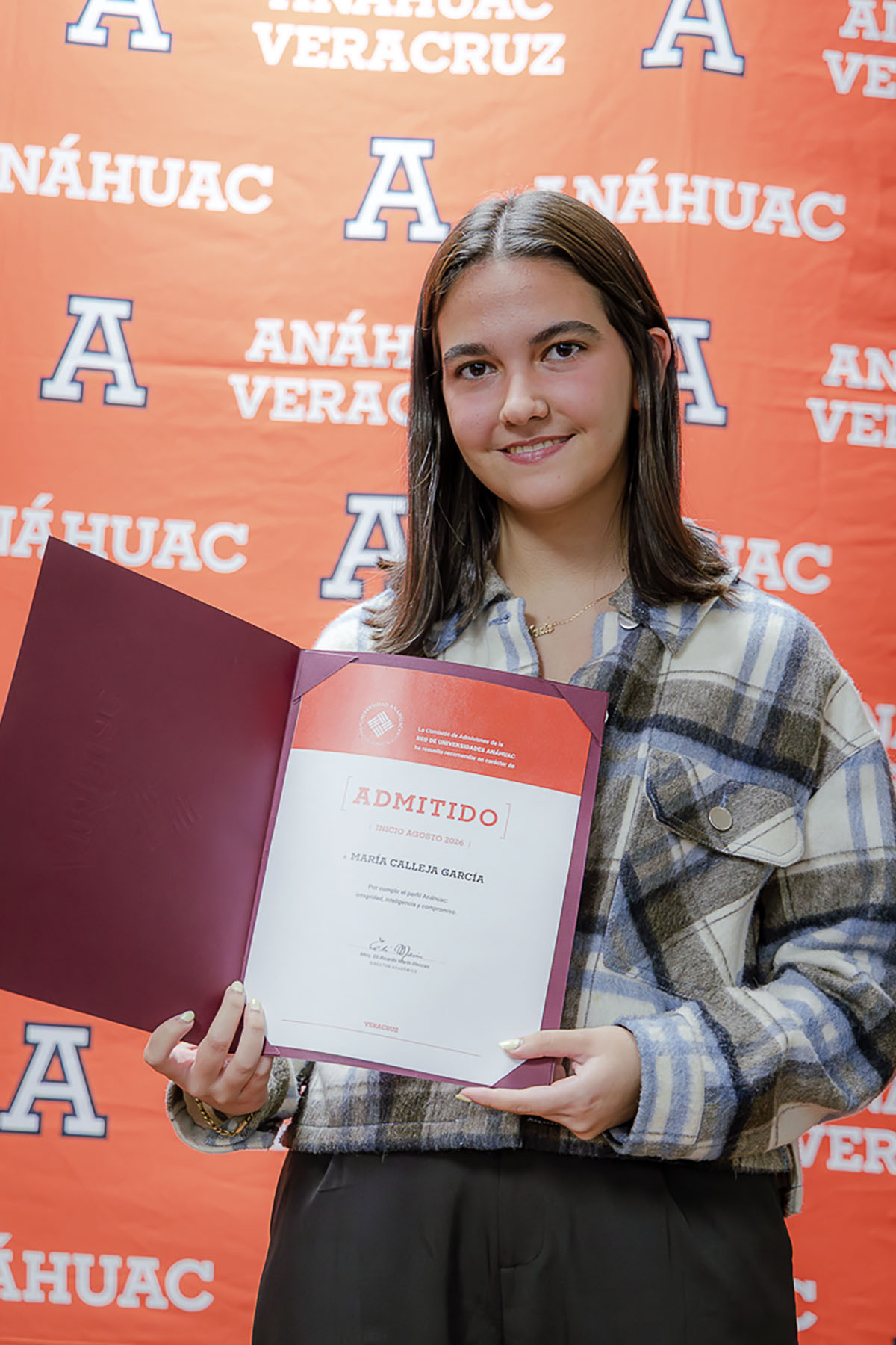 72 / 96 - Entrega de Cartas de Admisión: Galería 72 / 96 - Entrega de Cartas de Admisión: Galería