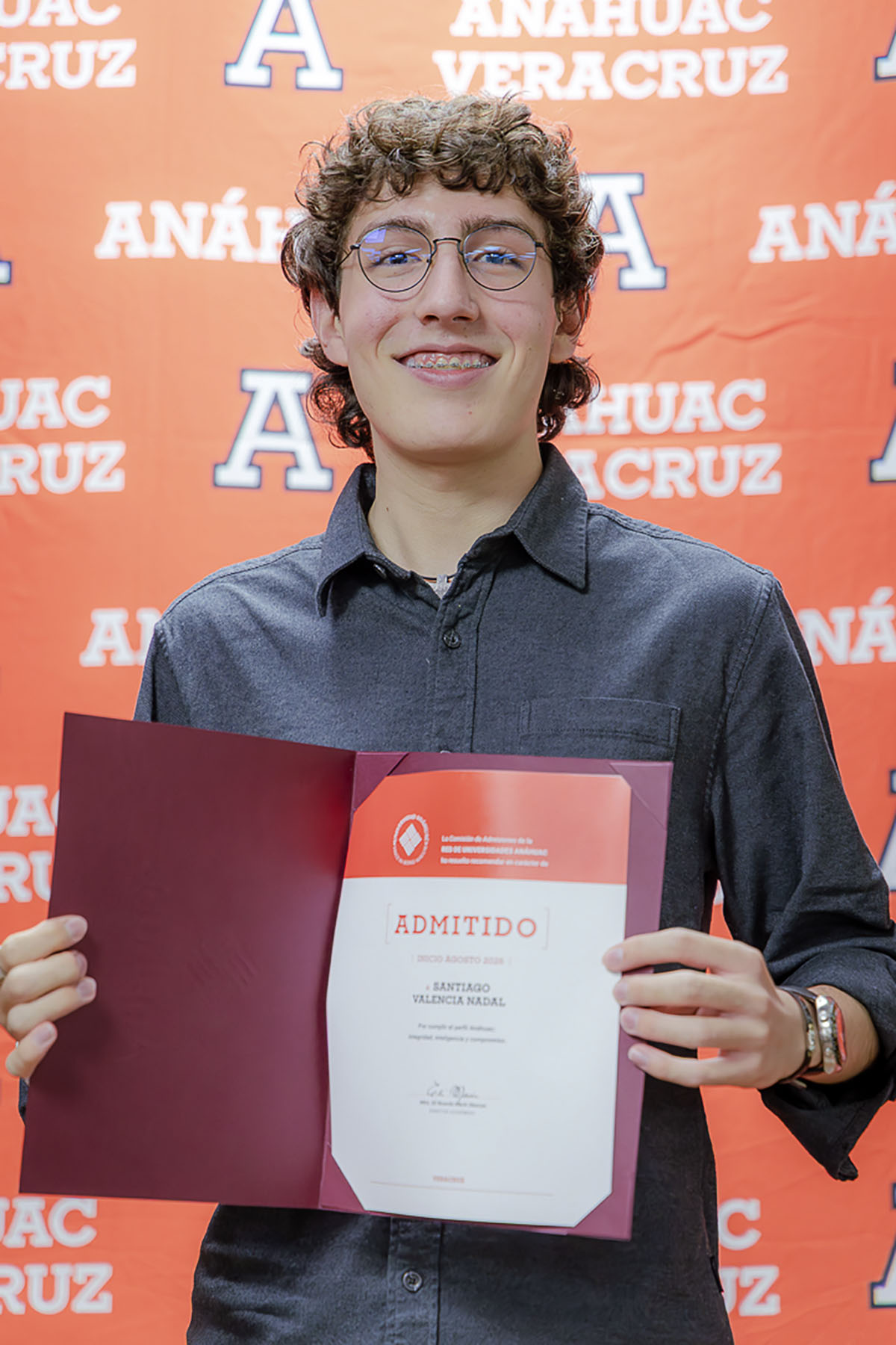 78 / 96 - Entrega de Cartas de Admisión: Galería 78 / 96 - Entrega de Cartas de Admisión: Galería