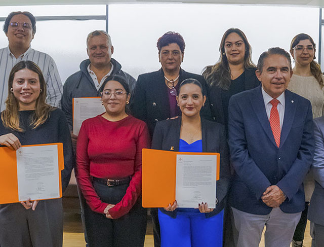 Comité del Modelo de Salud Integral: Entrega de Nombramientos