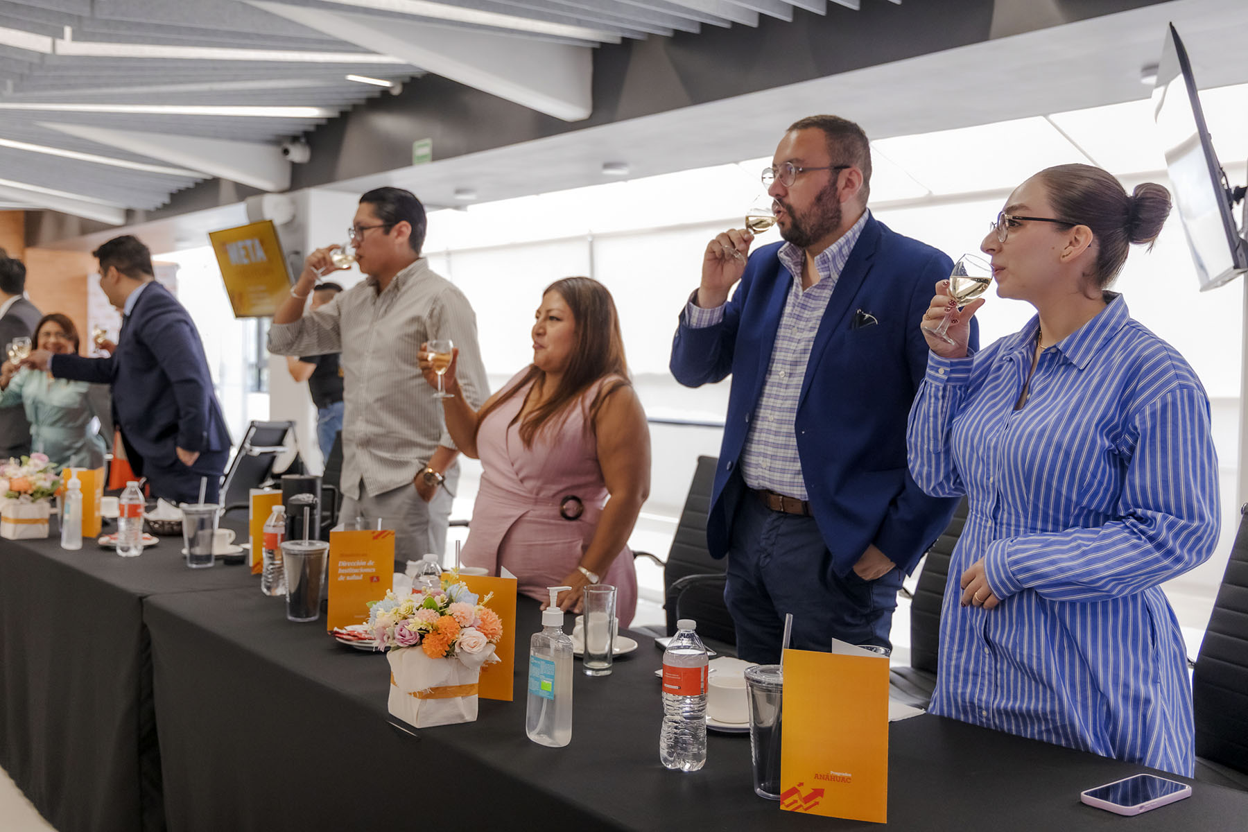 16 / 68 - La Meta Está Cerca: Clausura de Maestrías y Diplomado 16 / 68 - La Meta Está Cerca: Clausura de Maestrías y Diplomado