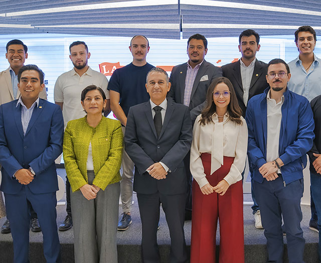 La Meta Está Cerca: Clausura de la Maestría en Economía y Negocios