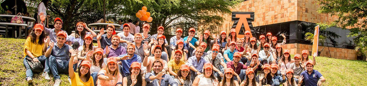 Conoce a Nuestros Egresados