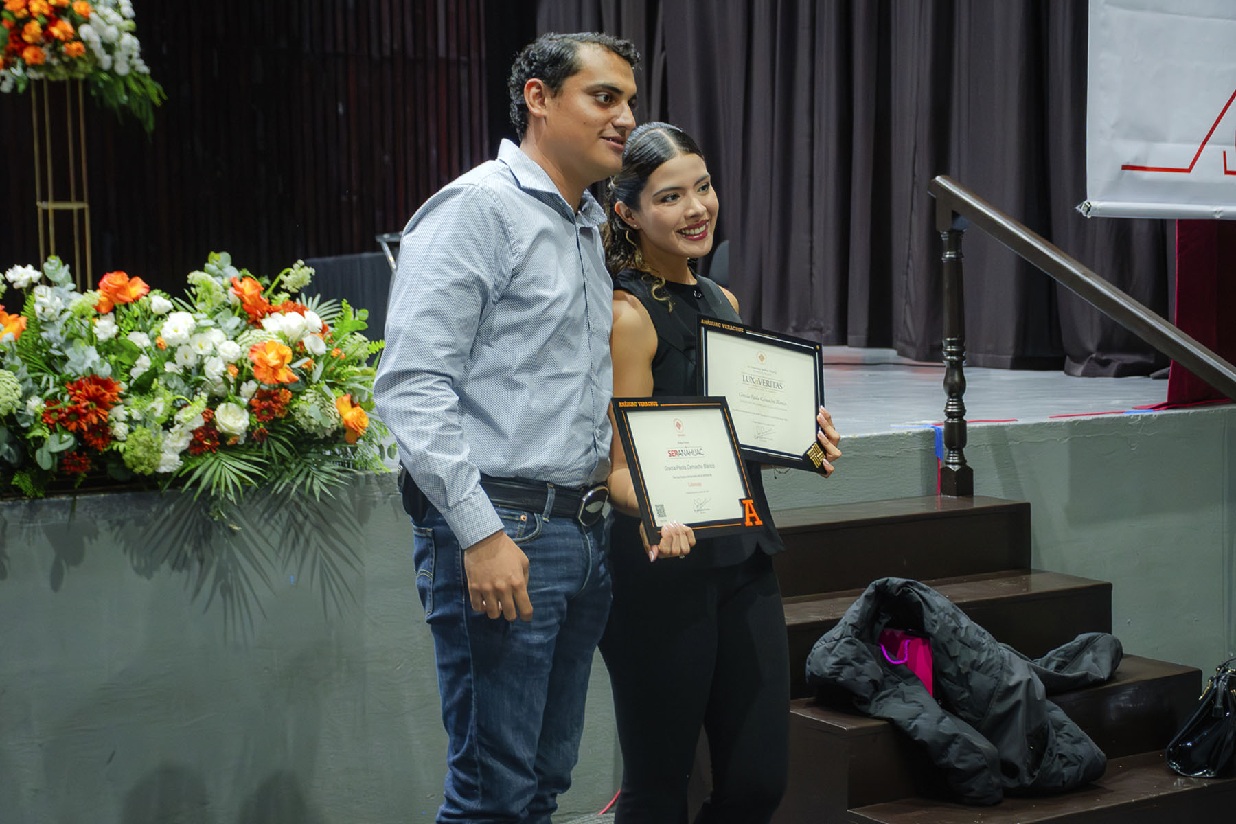 45 / 88 - Premios Lux et Veritas: Galería 45 / 88 - Premios Lux et Veritas: Galería