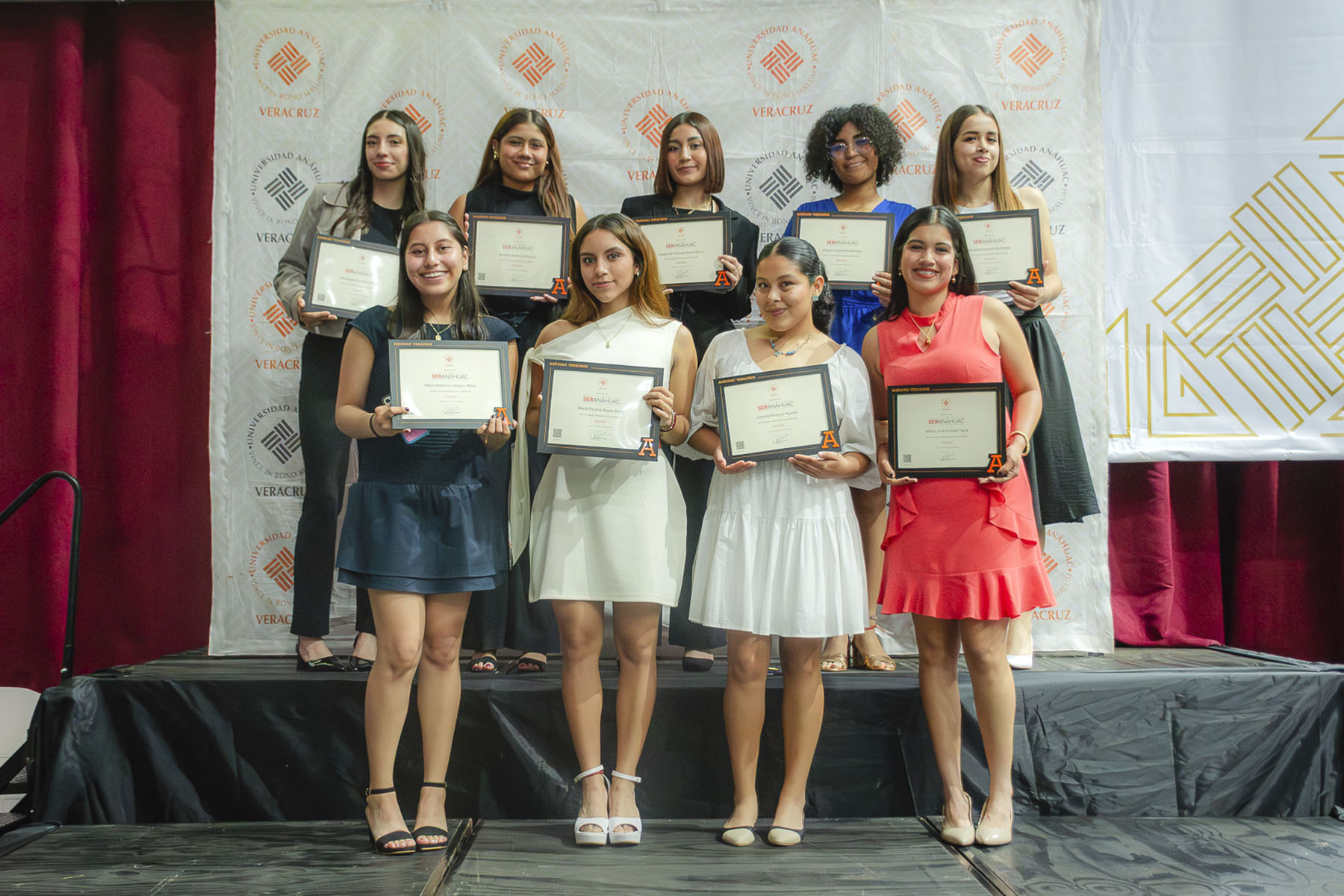 55 / 88 - Premios Lux et Veritas: Galería 55 / 88 - Premios Lux et Veritas: Galería