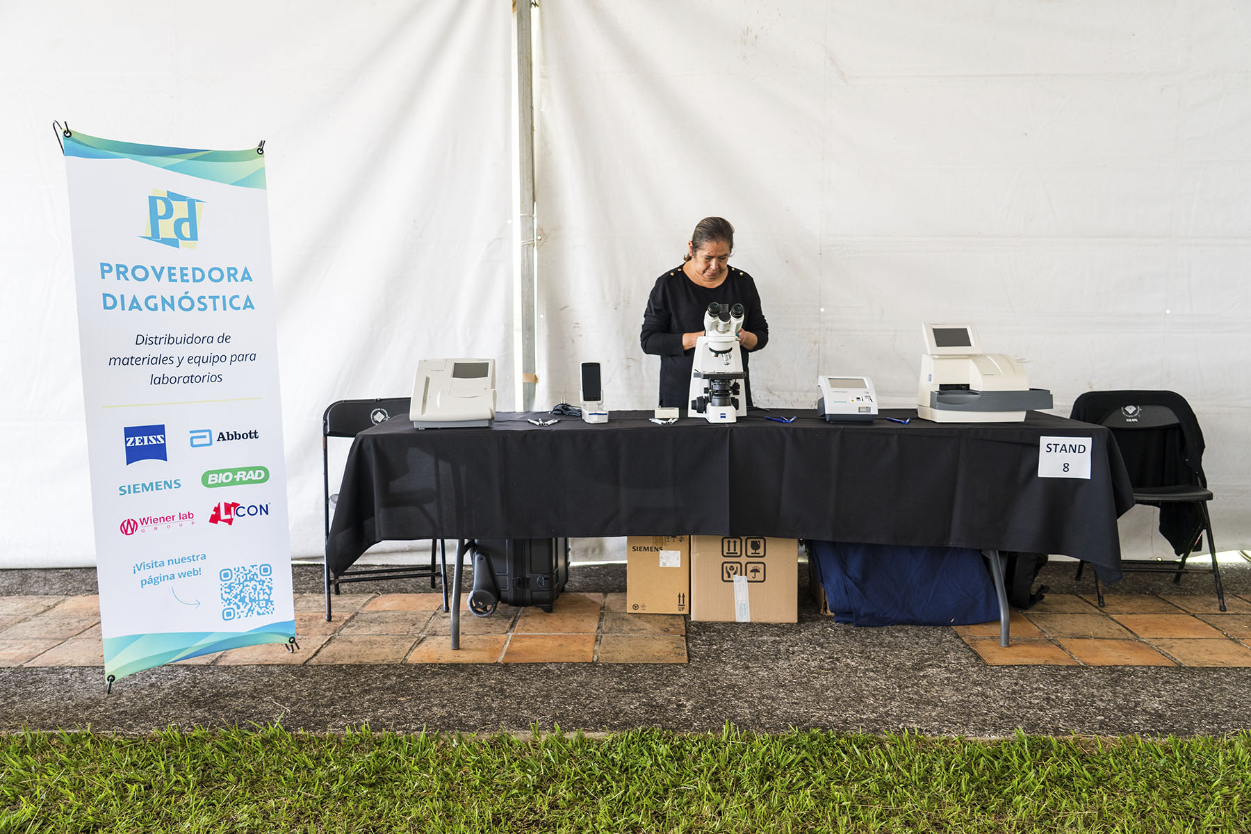 14 / 135 - Día Uno 14 / 135 - Día Uno