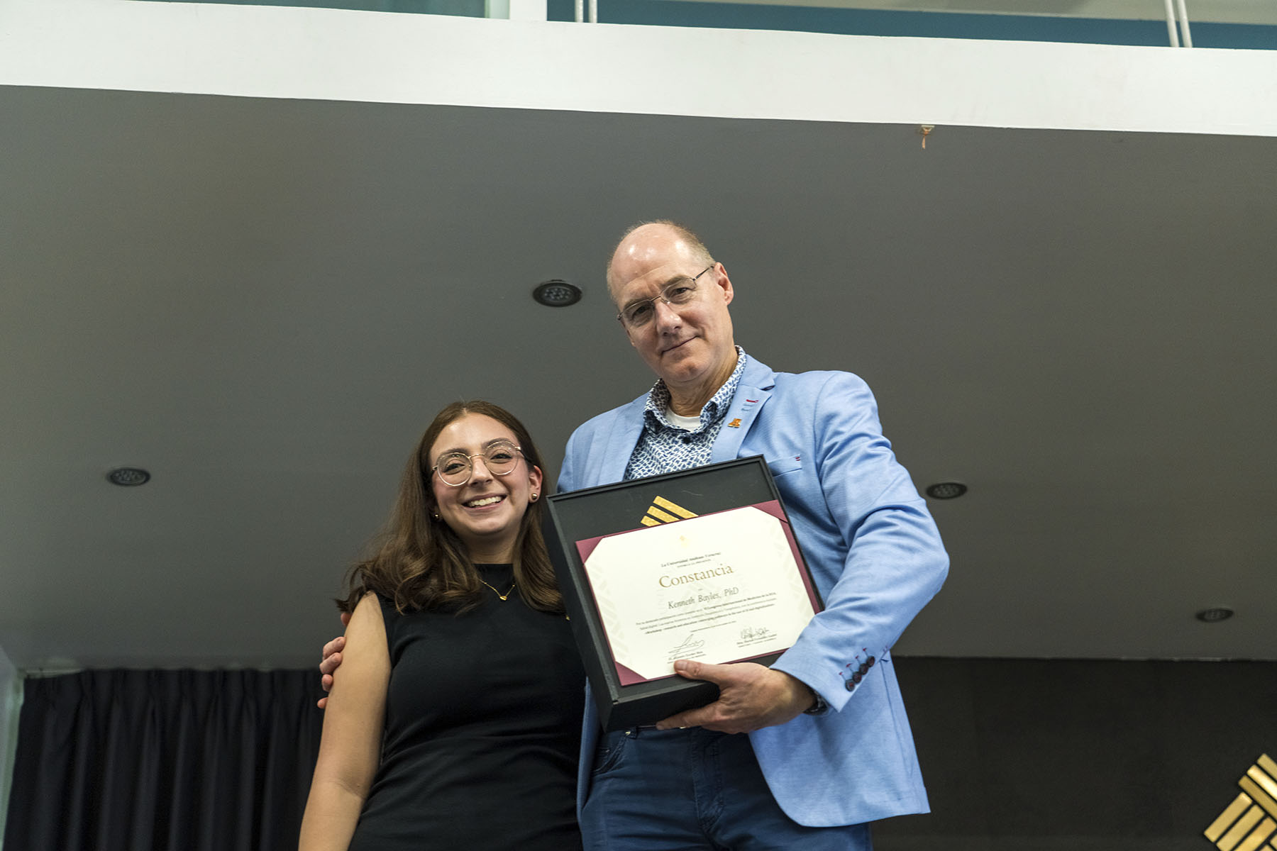 57 / 135 - Día Dos 57 / 135 - Día Dos