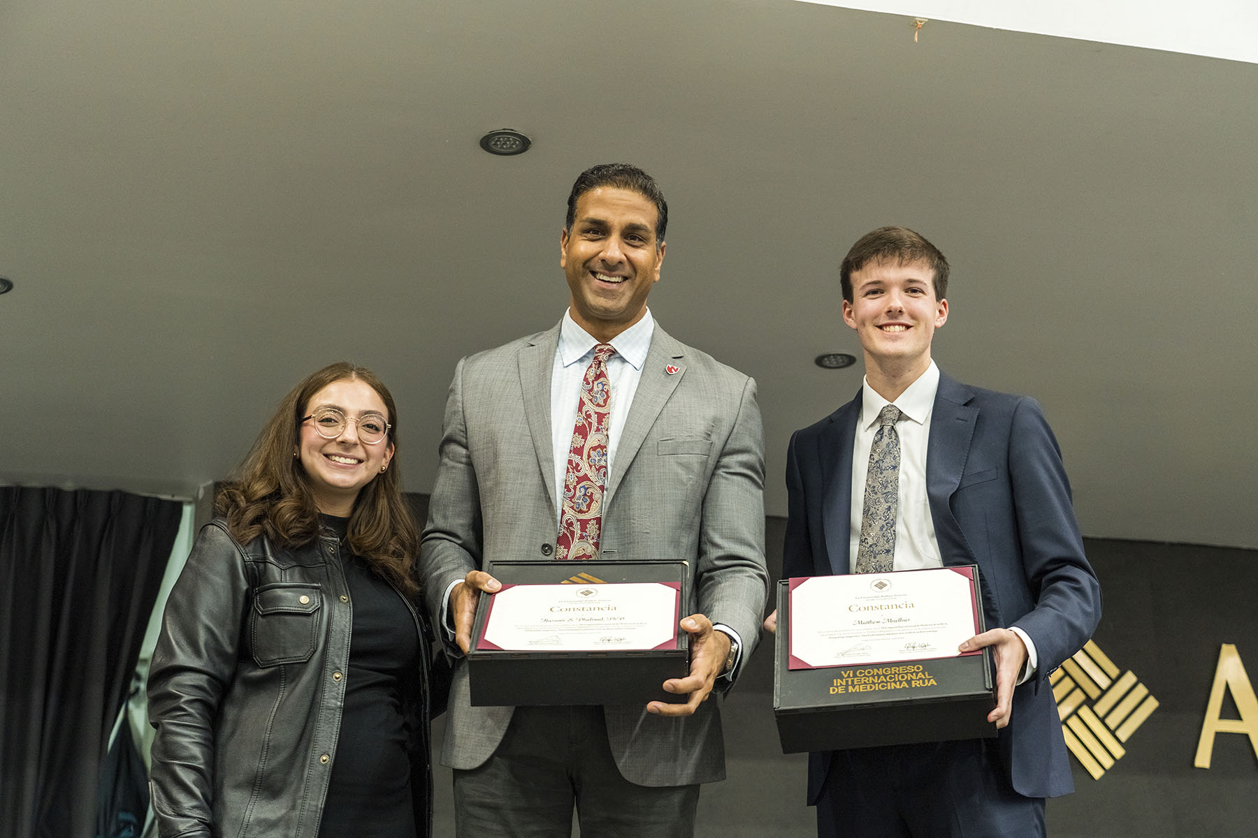 63 / 135 - Día Dos 63 / 135 - Día Dos