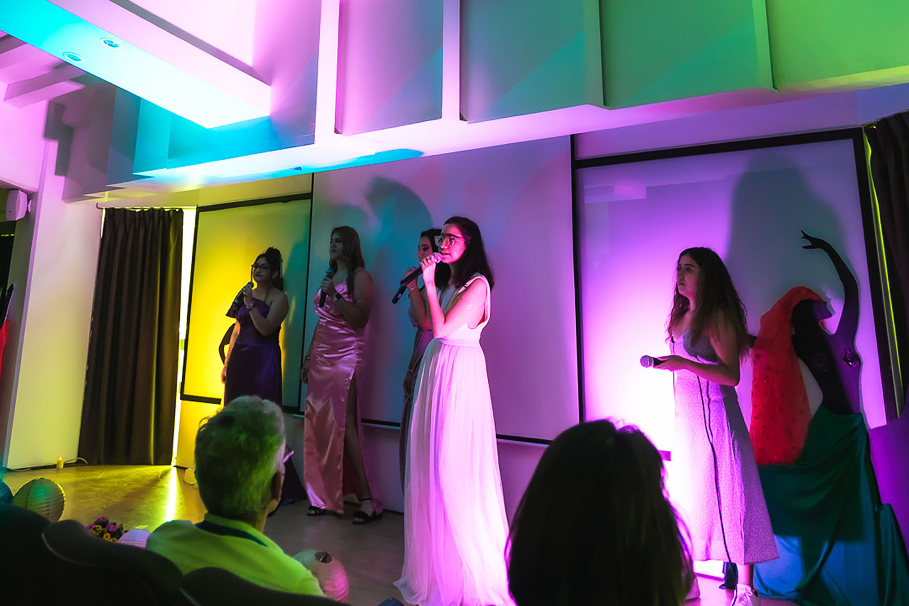 8 / 91 - Arte y Cultura 8 / 91 - Arte y Cultura