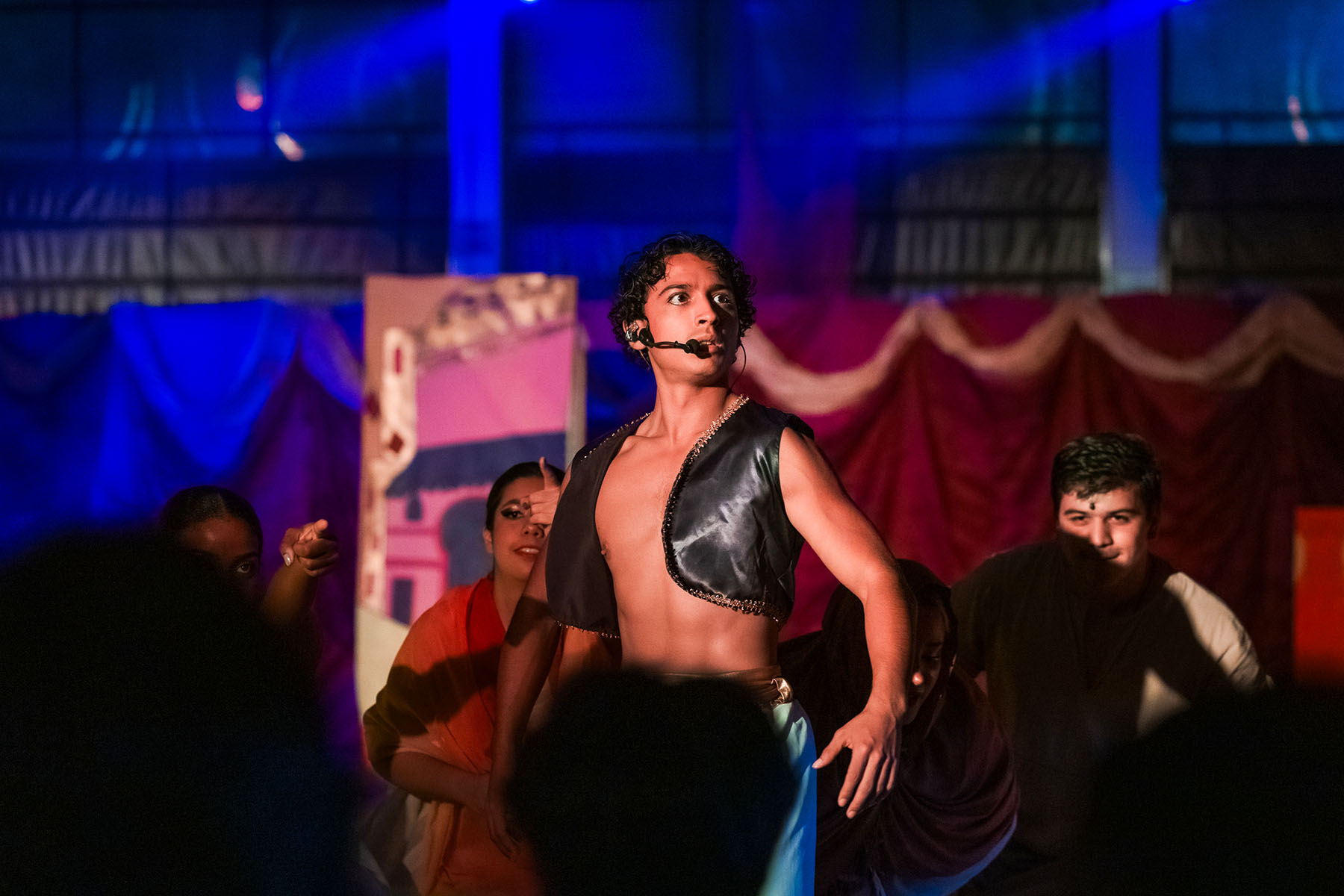 29 / 91 - Arte y Cultura 29 / 91 - Arte y Cultura