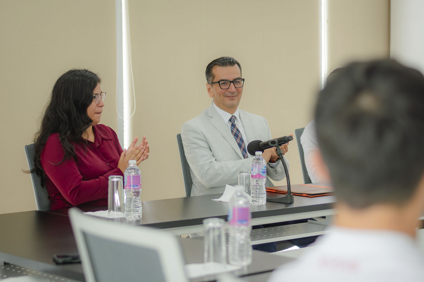 3 / 10 - Firma de Convenio con Nicolás Center Elite 3 / 10 - Firma de Convenio con Nicolás Center Elite