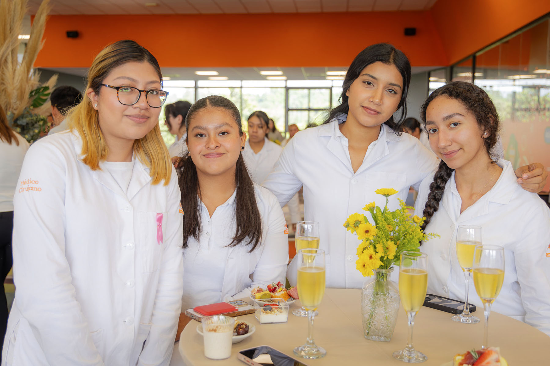 39 / 40 - Homenaje al Dr. Leonardo Verduzco Rodríguez en el Marco del Día del Médico 39 / 40 - Homenaje al Dr. Leonardo Verduzco Rodríguez en el Marco del Día del Médico