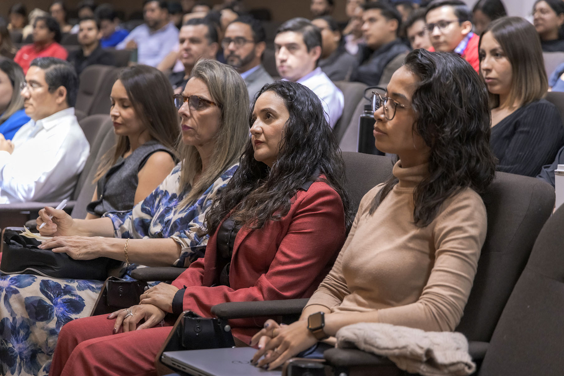 9 / 24 - Cátedra del Rector a Alumnos de Posgrado 9 / 24 - Cátedra del Rector a Alumnos de Posgrado