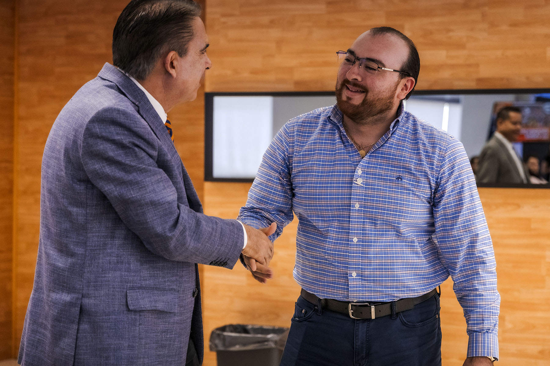 9 / 25 - Desayuno de Trabajo y Renovación de Convenio con COPARMEX 9 / 25 - Desayuno de Trabajo y Renovación de Convenio con COPARMEX