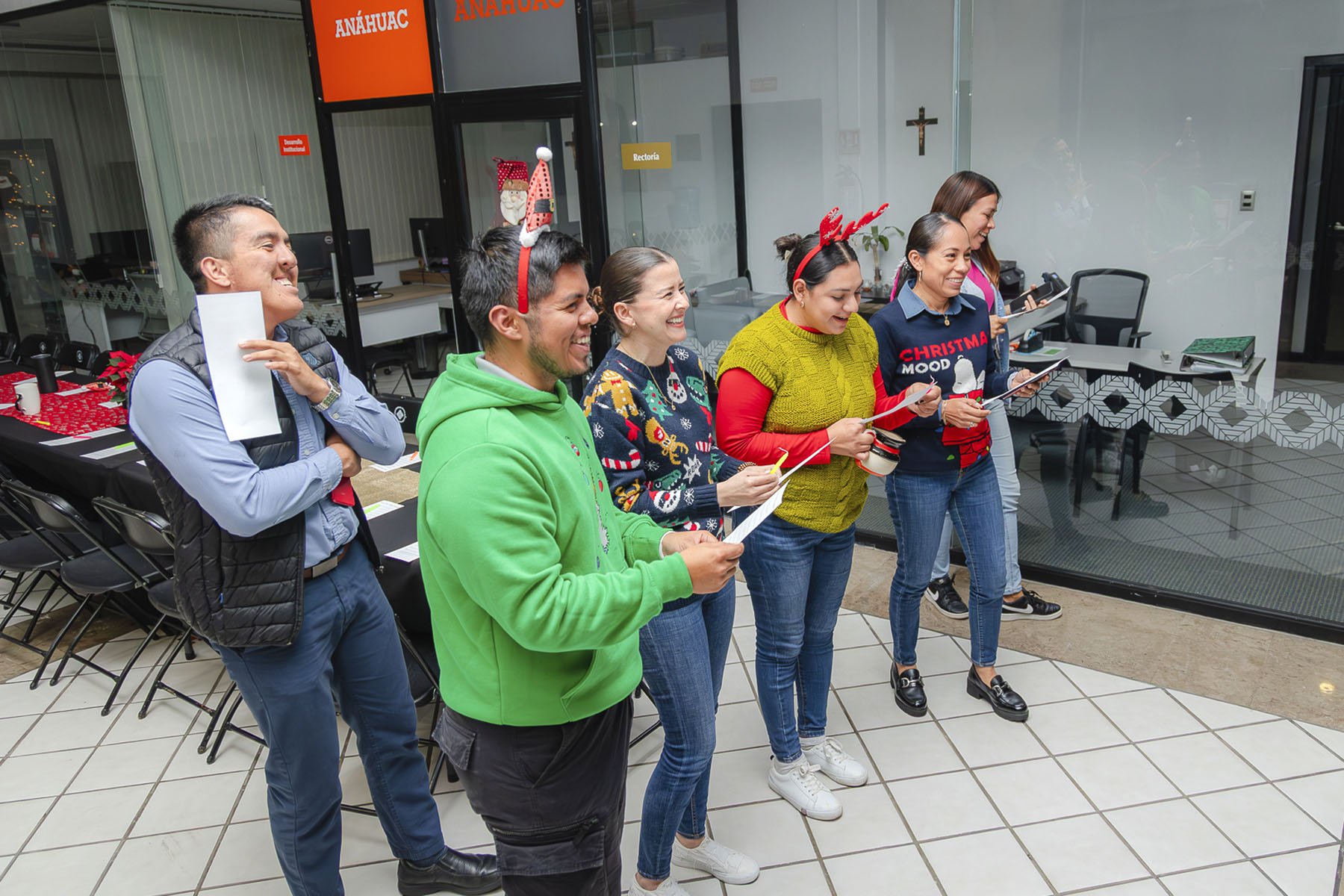 1 / 32 - Christmas Break de Posgrados 1 / 32 - Christmas Break de Posgrados