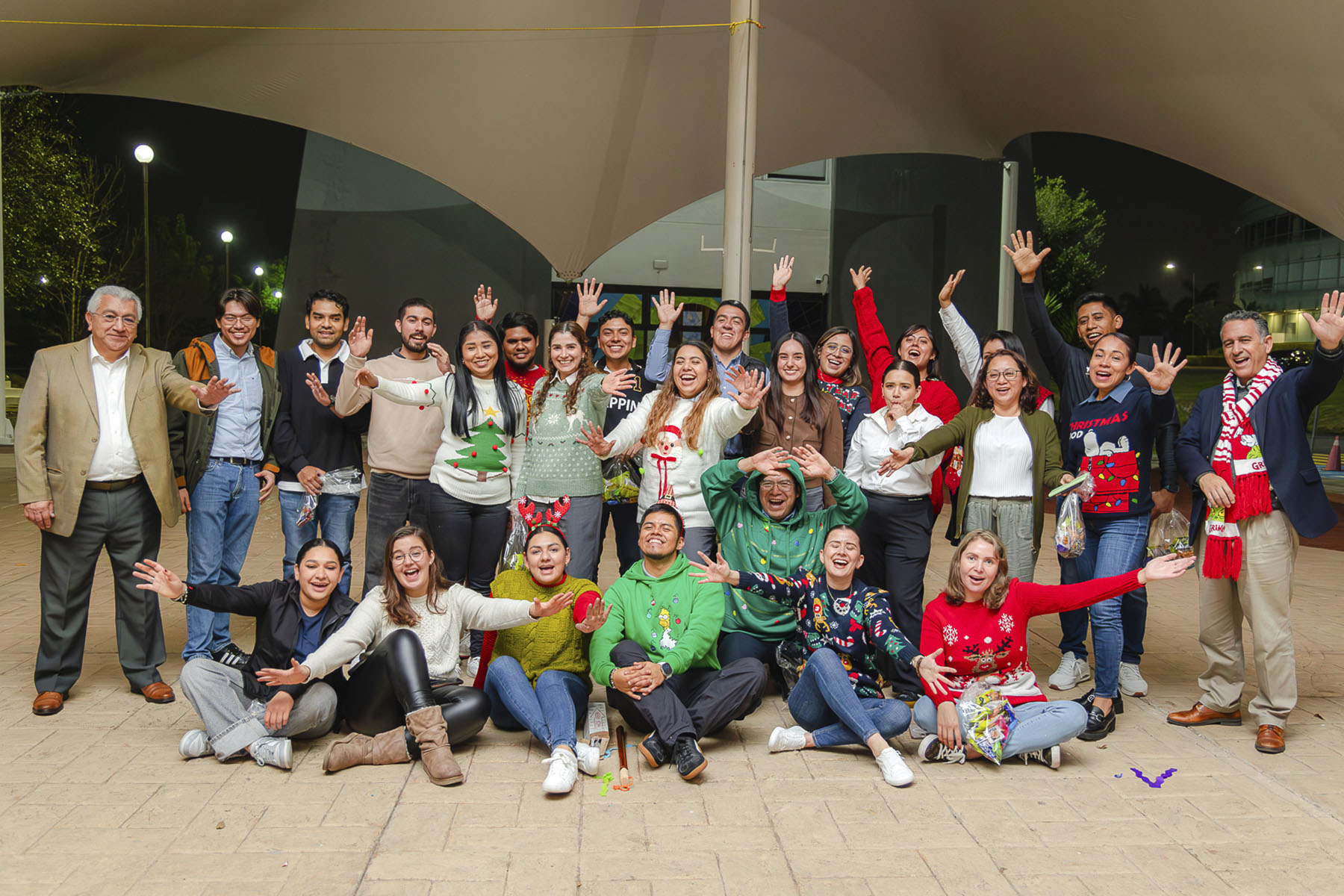 32 / 32 - Christmas Break de Posgrados 32 / 32 - Christmas Break de Posgrados