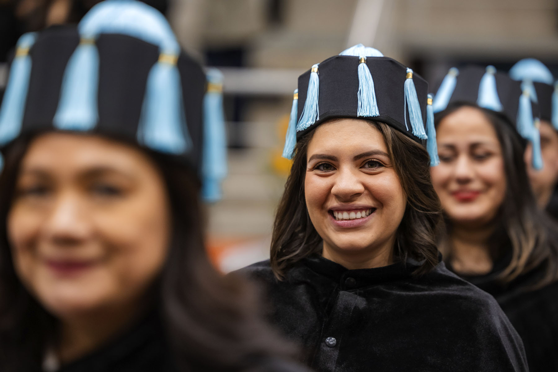 6 / 87 - Ceremonia Solemne de Conferimiento de Grado 6 / 87 - Ceremonia Solemne de Conferimiento de Grado
