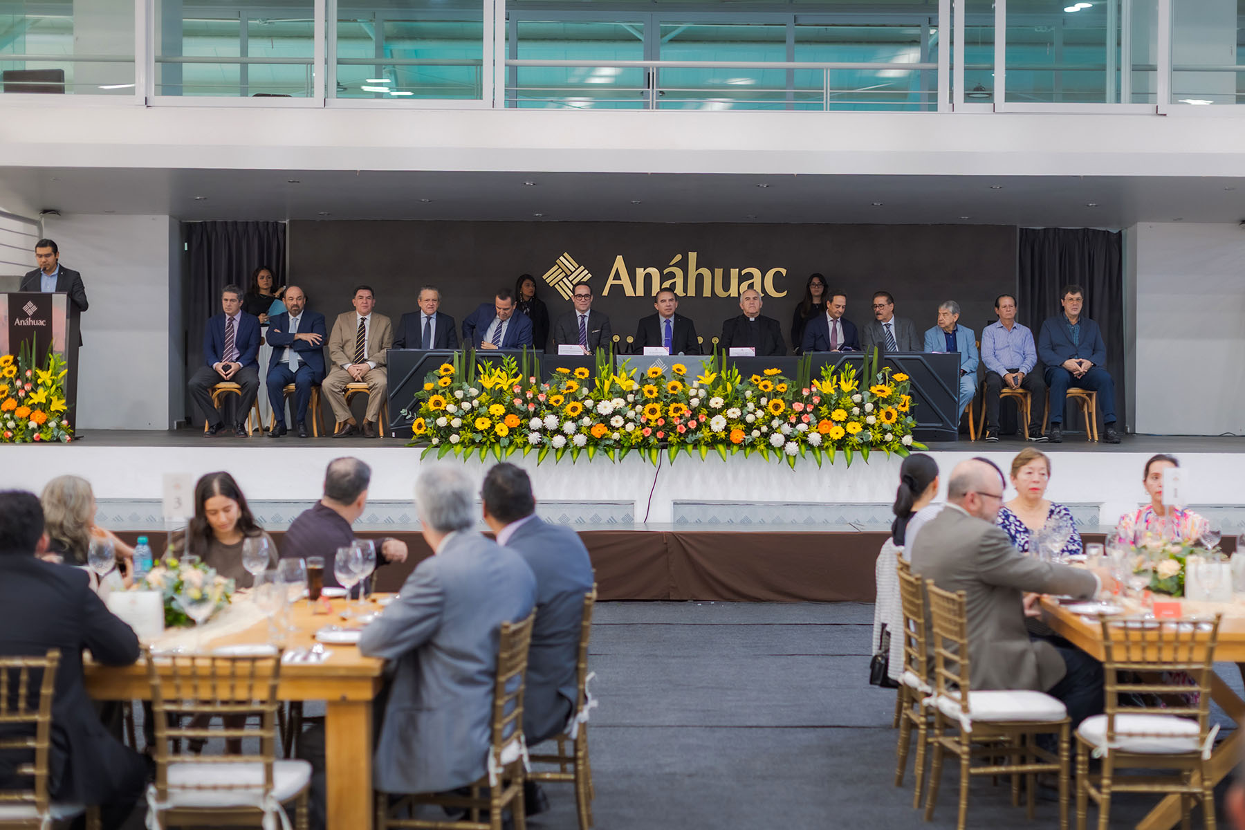 16 / 53 - La Excelencia que Trasciende: Entrega del Premio Excellentia Aurea en el Campus Xalapa 16 / 53 - La Excelencia que Trasciende: Entrega del Premio Excellentia Aurea en el Campus Xalapa