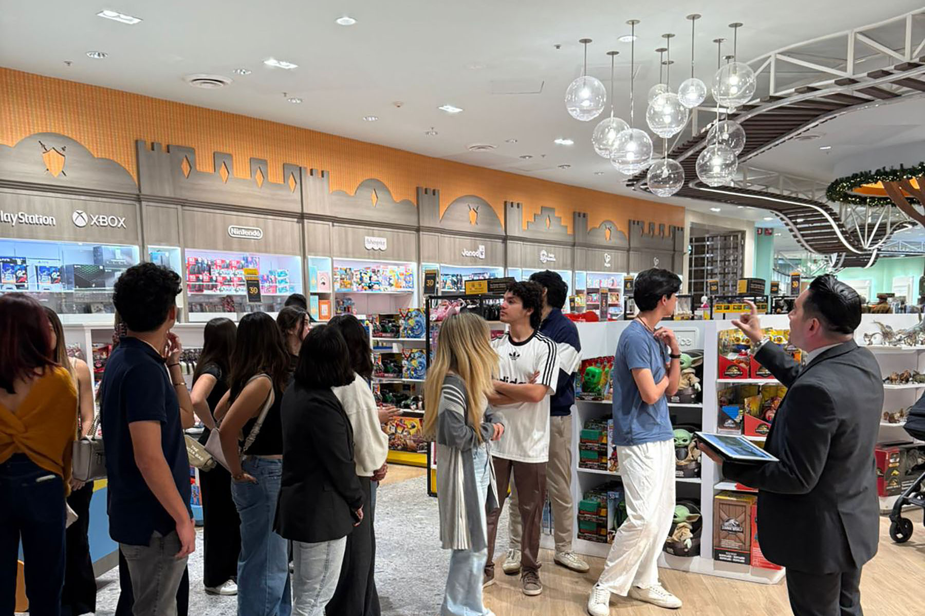 2 / 10 - Experiencia Educativa en Palacio de Hierro Polanco y Coyoacán 2 / 10 - Experiencia Educativa en Palacio de Hierro Polanco y Coyoacán