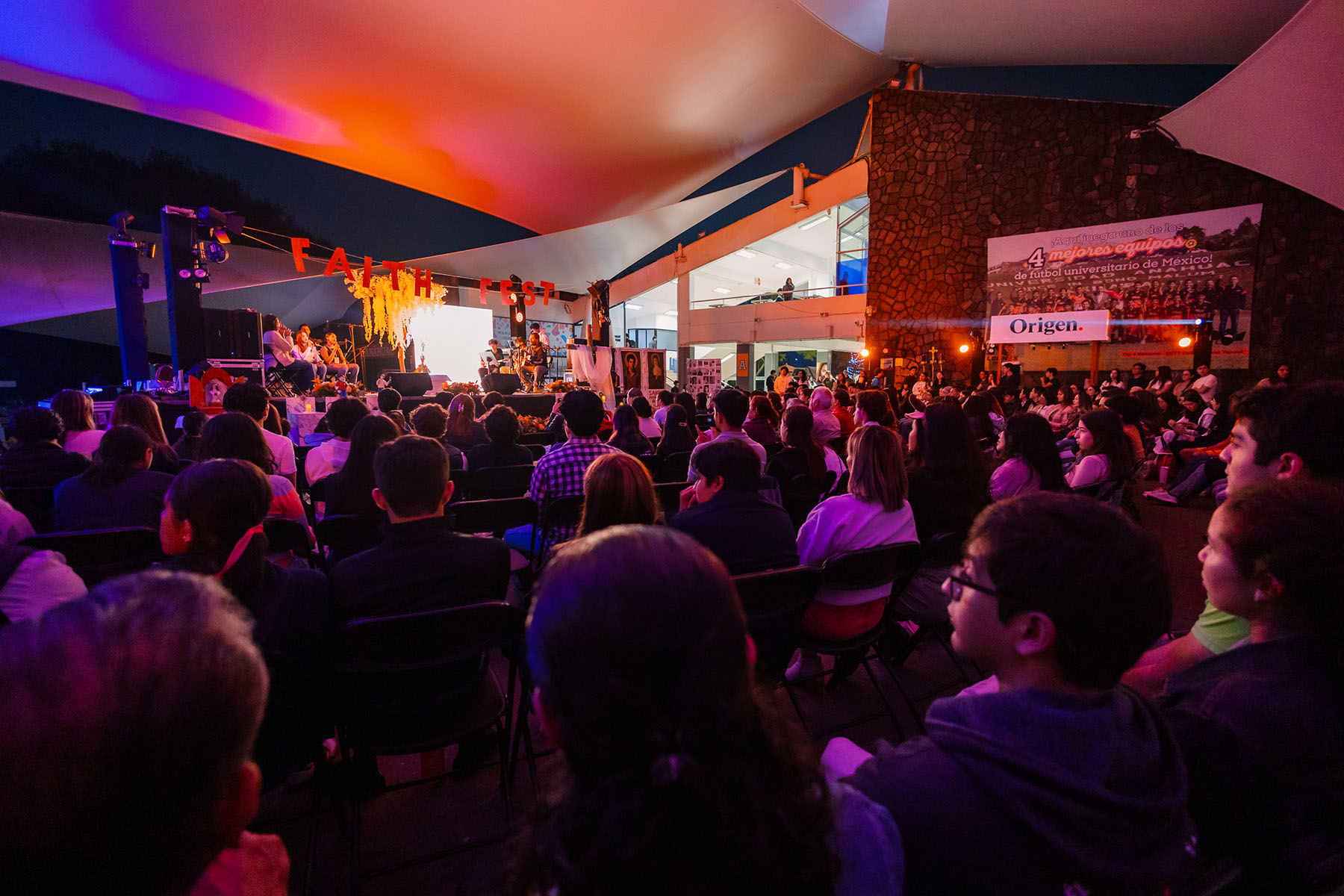 13 / 30 - Faith Fest: una Experiencia de Fe, Alegría y Formación Integral 13 / 30 - Faith Fest: una Experiencia de Fe, Alegría y Formación Integral