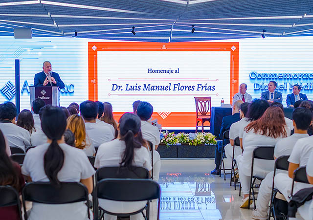 Homenaje al Dr. Luis Manuel Flores Frías en el Marco del Día del Médico