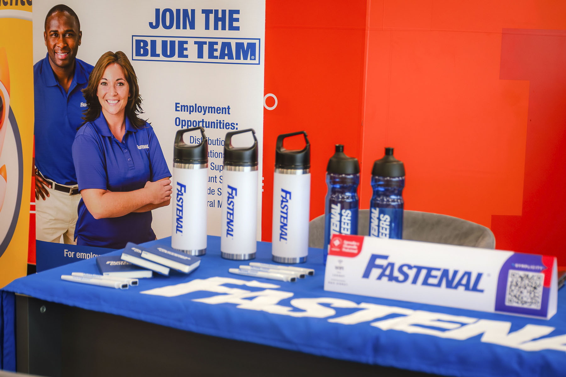 2 / 40 - Road2Work: Conecta a Más de 230 Estudiantes con el Mercado Laboral 2 / 40 - Road2Work: Conecta a Más de 230 Estudiantes con el Mercado Laboral