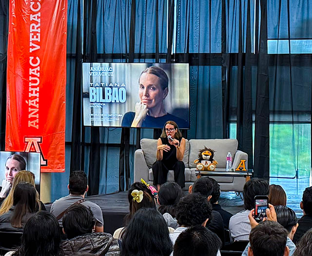 La Arquitectura como Agente de Transformación: Tatiana Bilbao Comparte su Visión