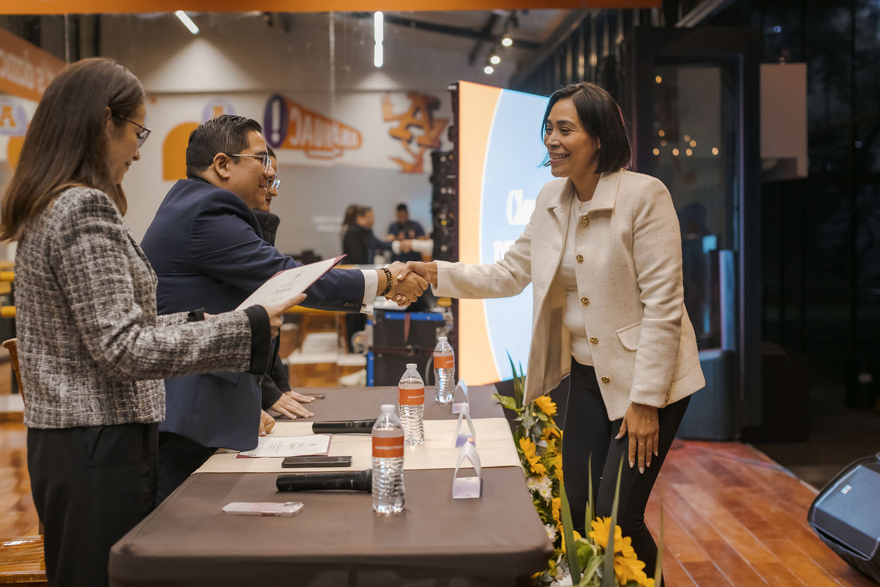 21 / 47 - Clausura de Diplomados 21 / 47 - Clausura de Diplomados