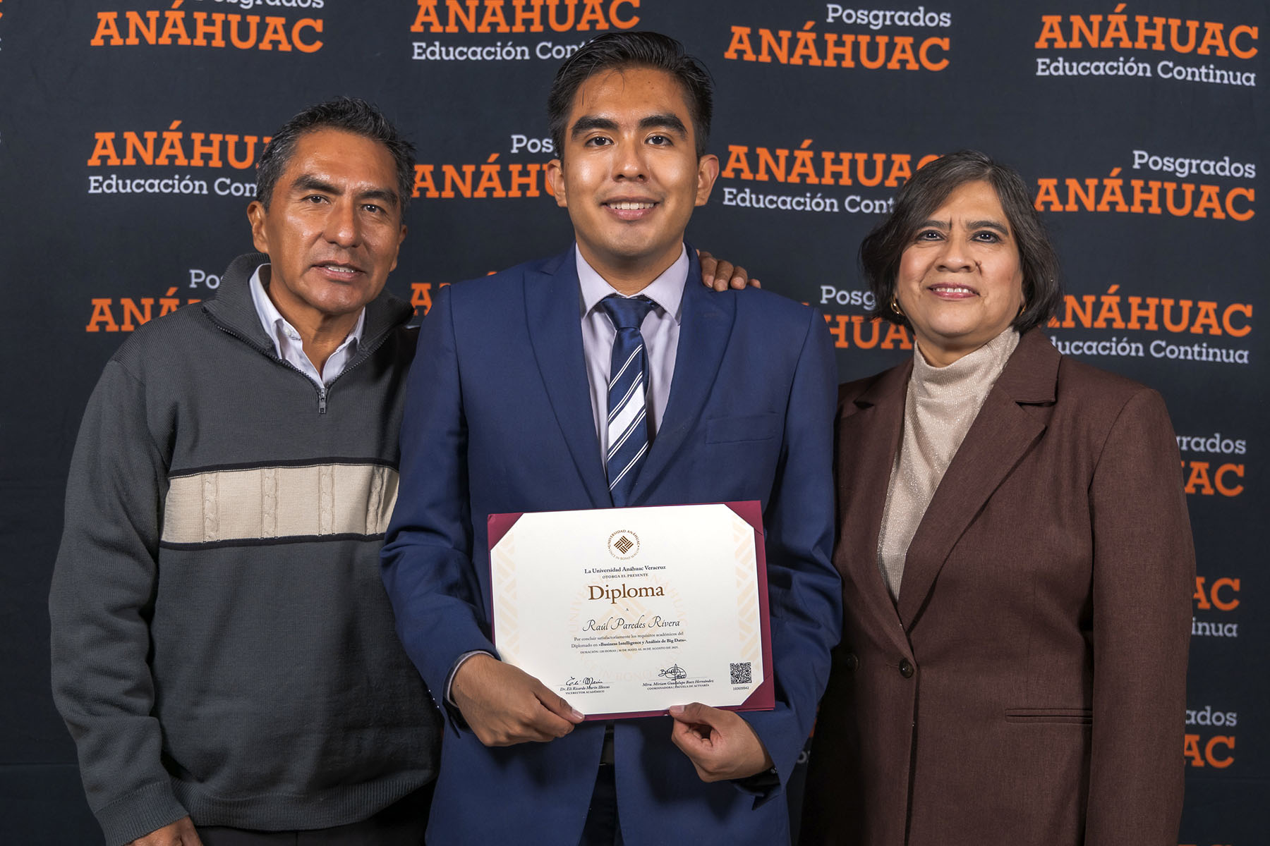 42 / 47 - Clausura de Diplomados 42 / 47 - Clausura de Diplomados