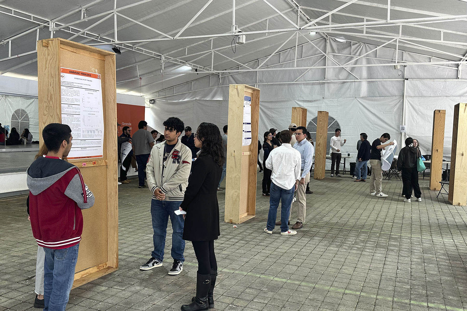 4 / 58 - 3.er Concurso de Carteles de Investigación 4 / 58 - 3.er Concurso de Carteles de Investigación