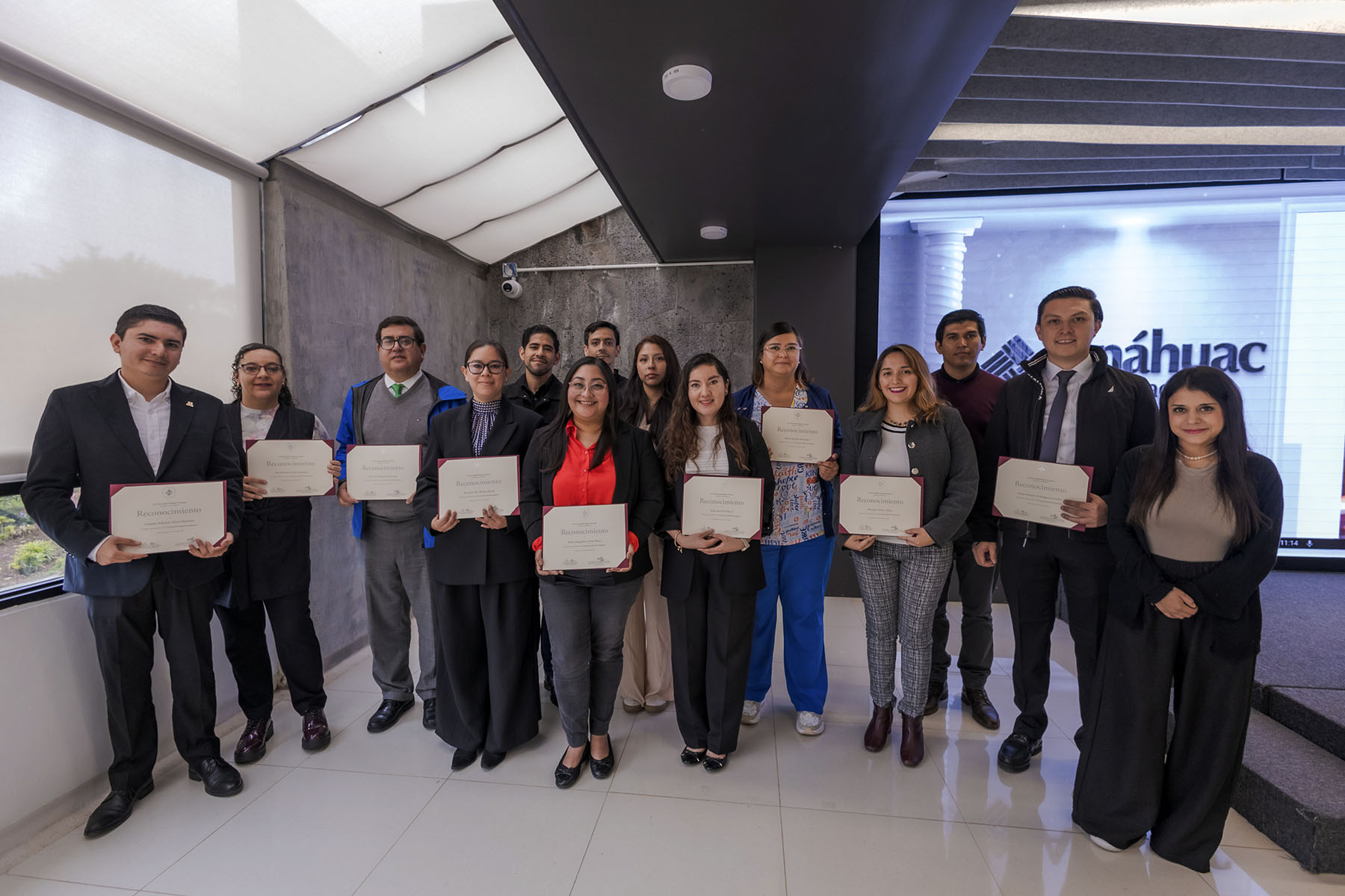 54 / 58 - 3.er Concurso de Carteles de Investigación 54 / 58 - 3.er Concurso de Carteles de Investigación