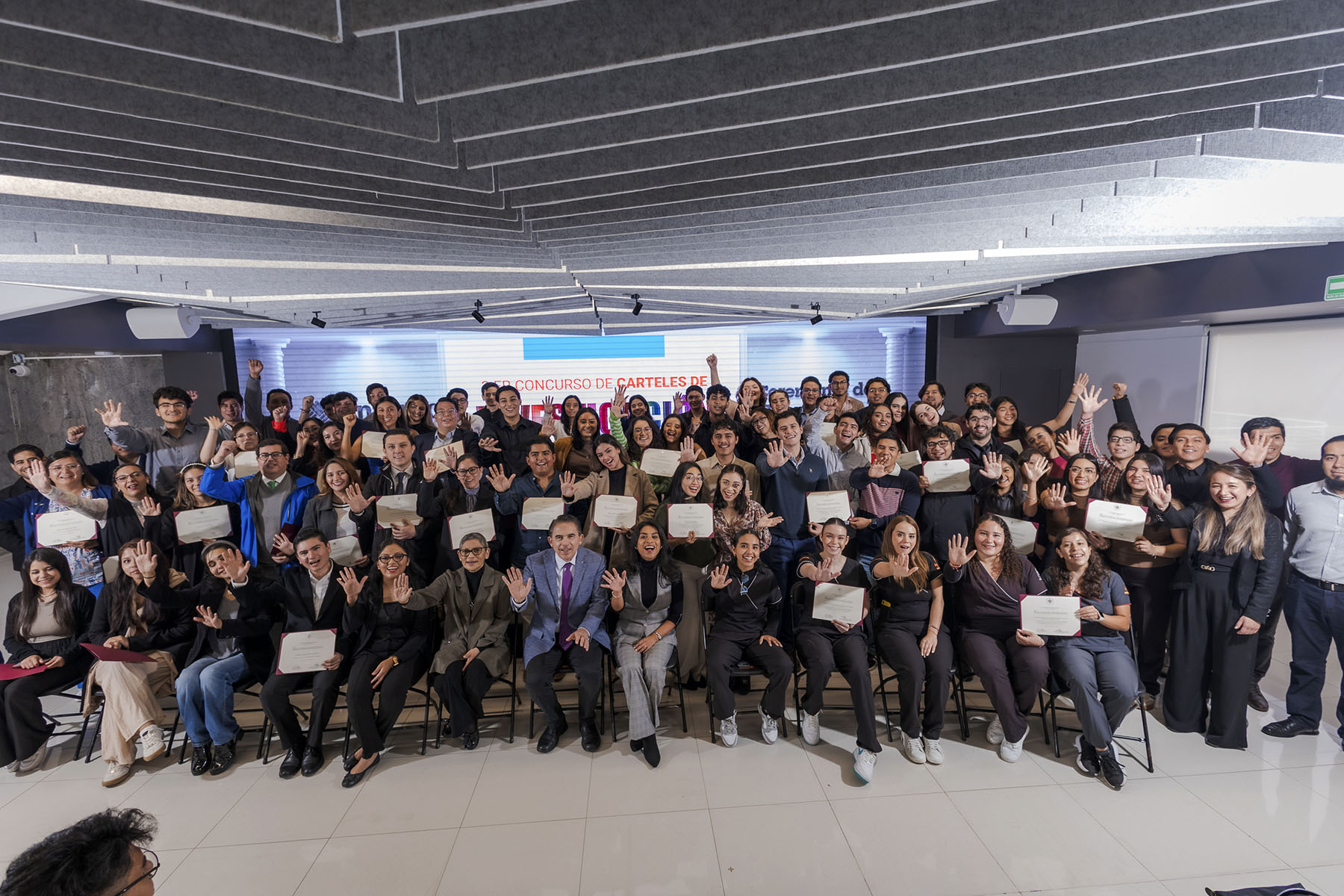 56 / 58 - 3.er Concurso de Carteles de Investigación 56 / 58 - 3.er Concurso de Carteles de Investigación