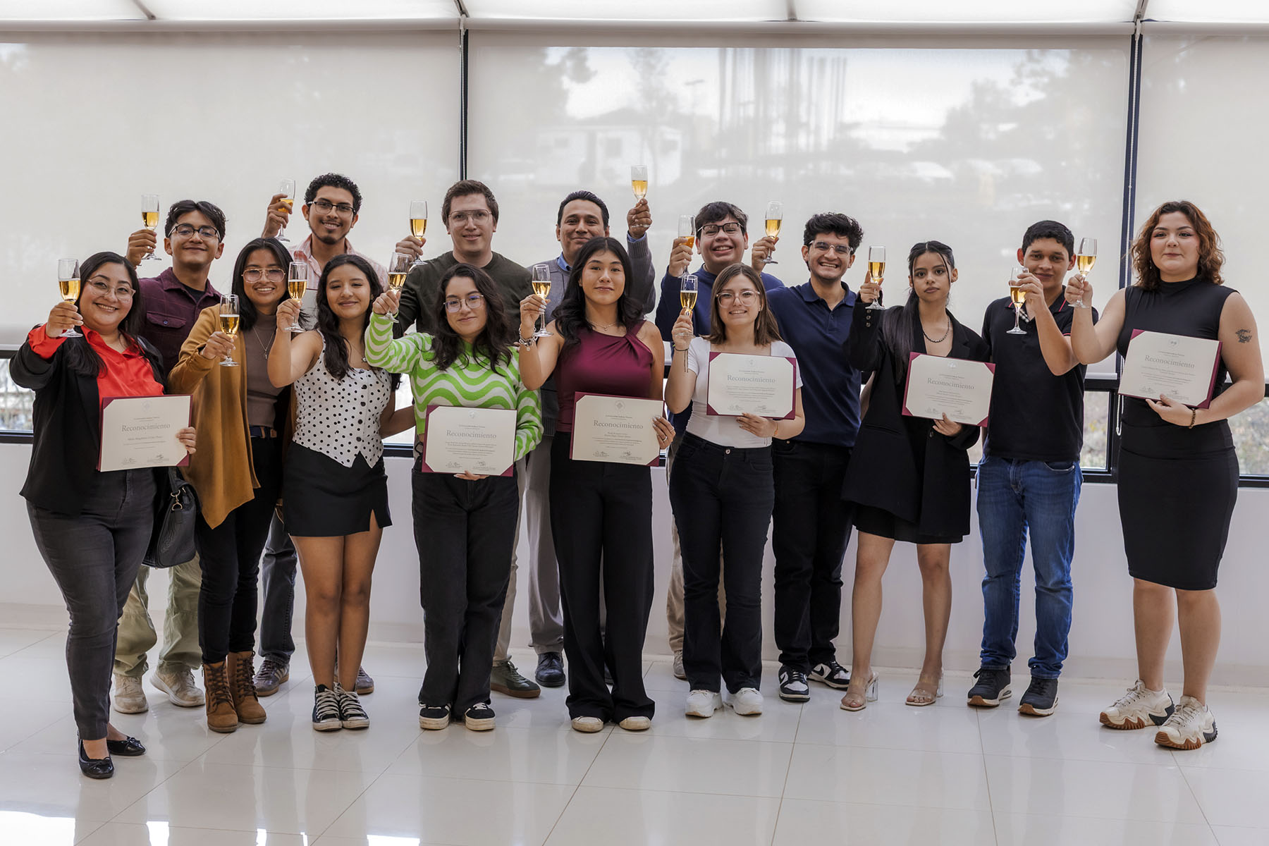 58 / 58 - 3.er Concurso de Carteles de Investigación 58 / 58 - 3.er Concurso de Carteles de Investigación