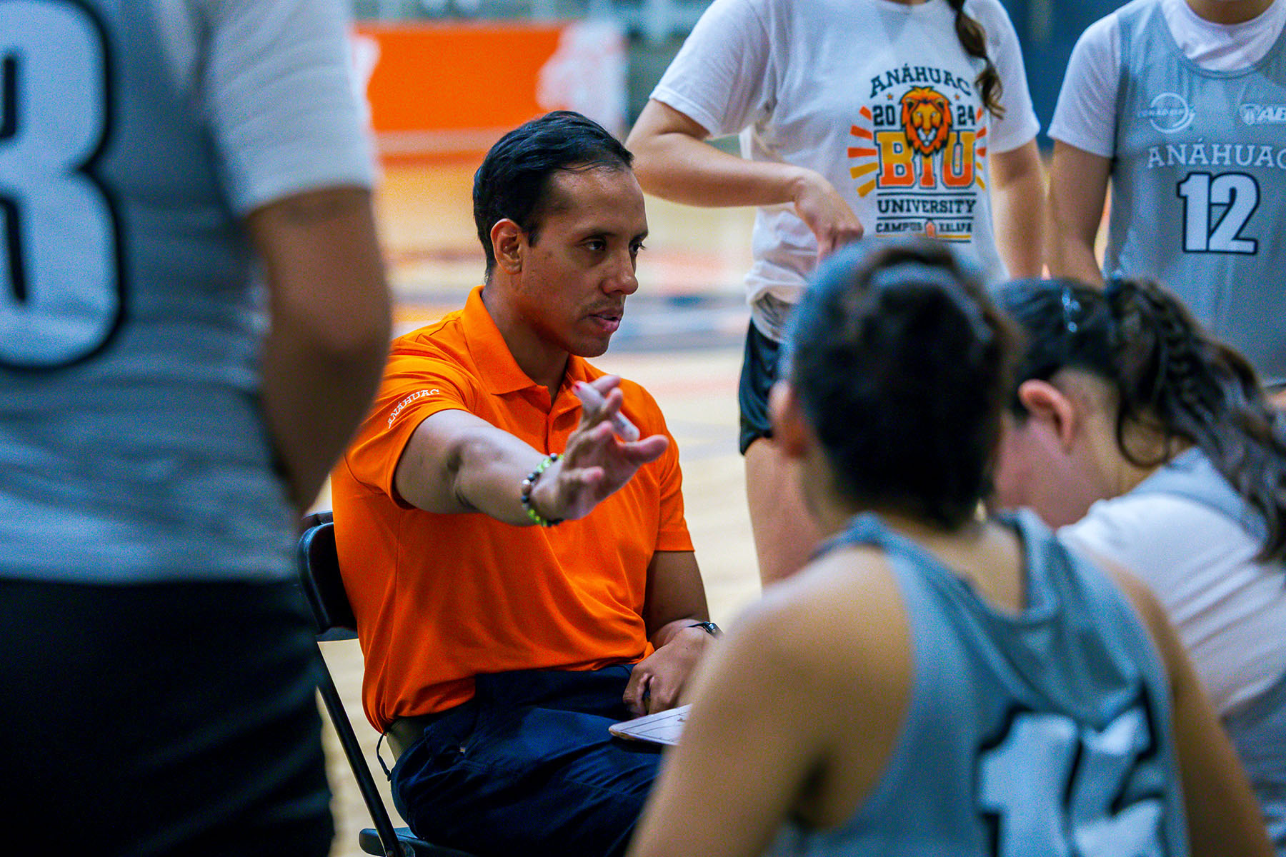 2 / 3 - Ricardo Sánchez Flores da un Giro de 180° al Equipo Femenil de Basquetbol 2 / 3 - Ricardo Sánchez Flores da un Giro de 180° al Equipo Femenil de Basquetbol
